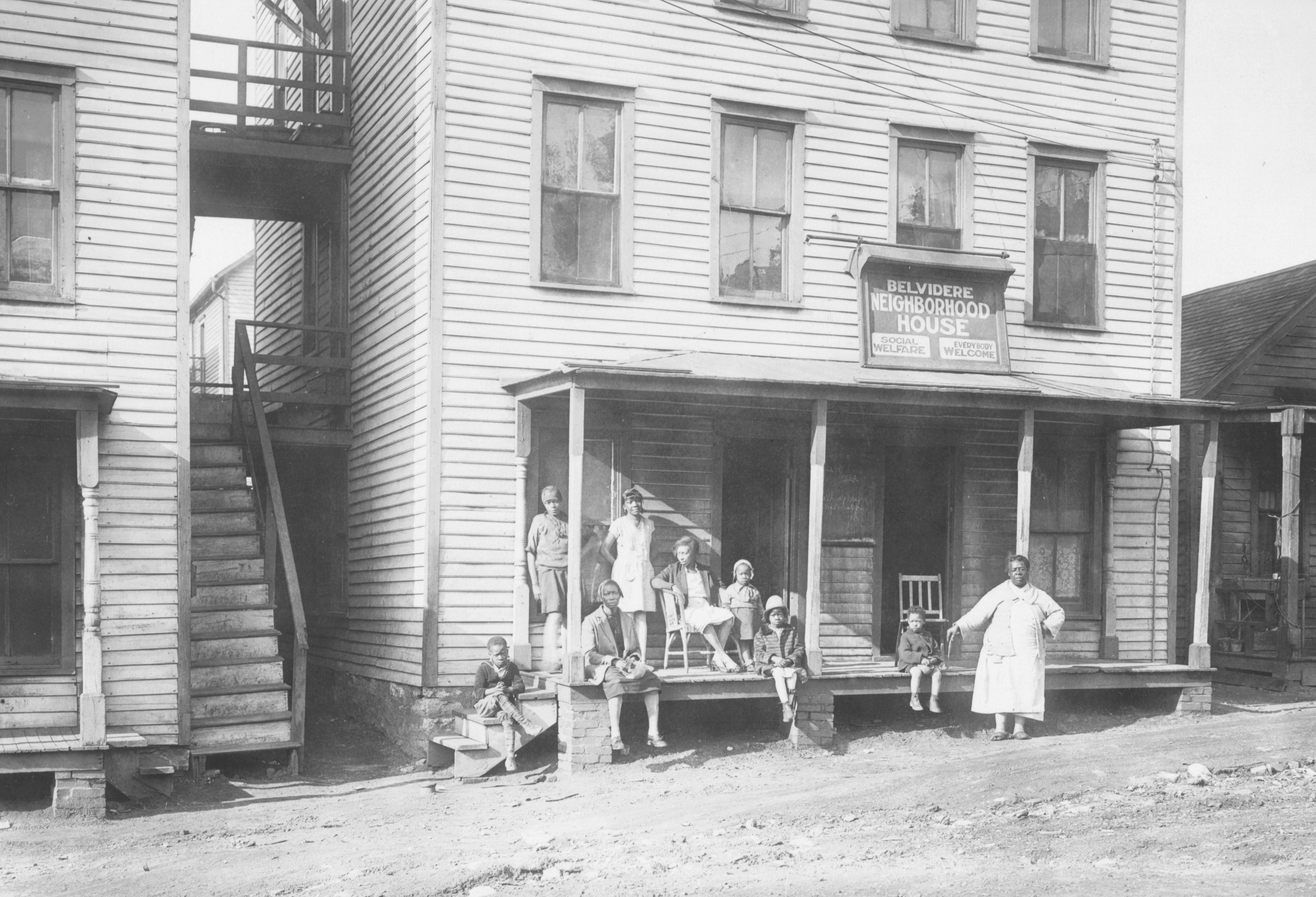 Settlement house in Belvidere Hollow in 1920.