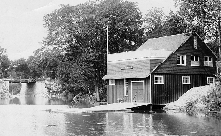 Kansas City Boat Club headquarters on the Blue River, early 1900s.