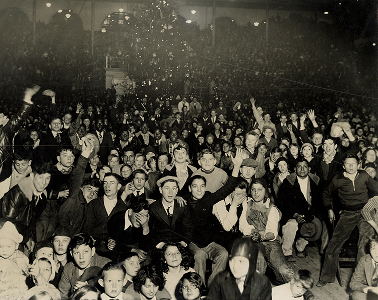 The 1932 Mayor’s Christmas Tree party at Convention Hall. STATE HISTORICAL SOCIETY OF MISSOURI