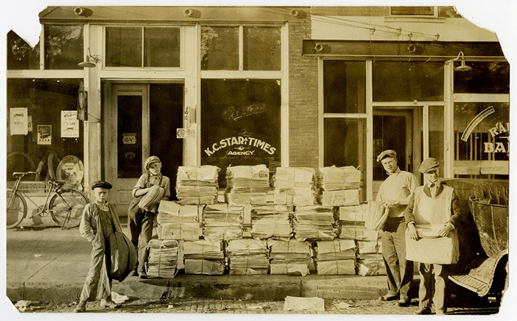 Newsboys - Olathe, Kansas, 1922.