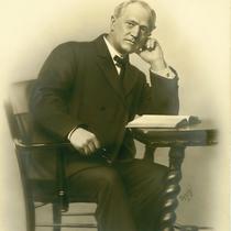 Albert Bushnell, Minister