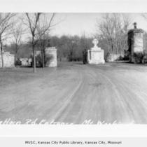 Mount Washington Cemetery Entrance