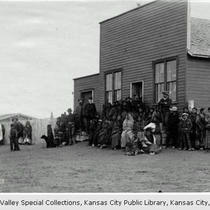 Wounded Knee, Women, Children and Soldiers