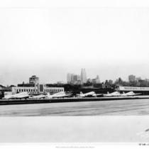 Airplanes before Terminal Building and Skyline