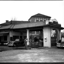 Plaza Standard Service Gas Station